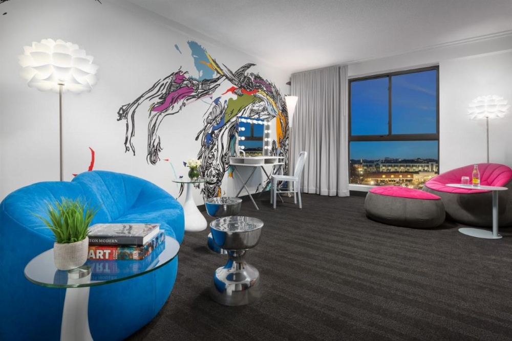 Studio Allston Hotel Image 34