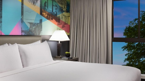 Studio Allston Hotel image 38