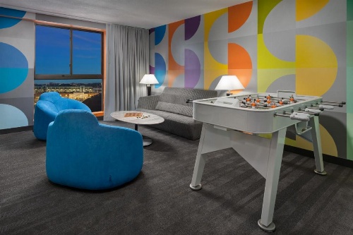 Studio Allston Hotel image 7